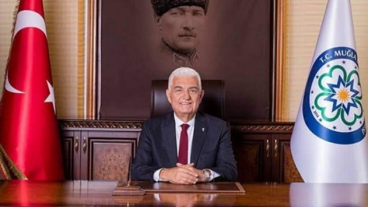 MUĞLA BÜYÜKŞEHİR BELEDİYE BAŞKANI GÜRÜN KORONAYA YAKALANDI