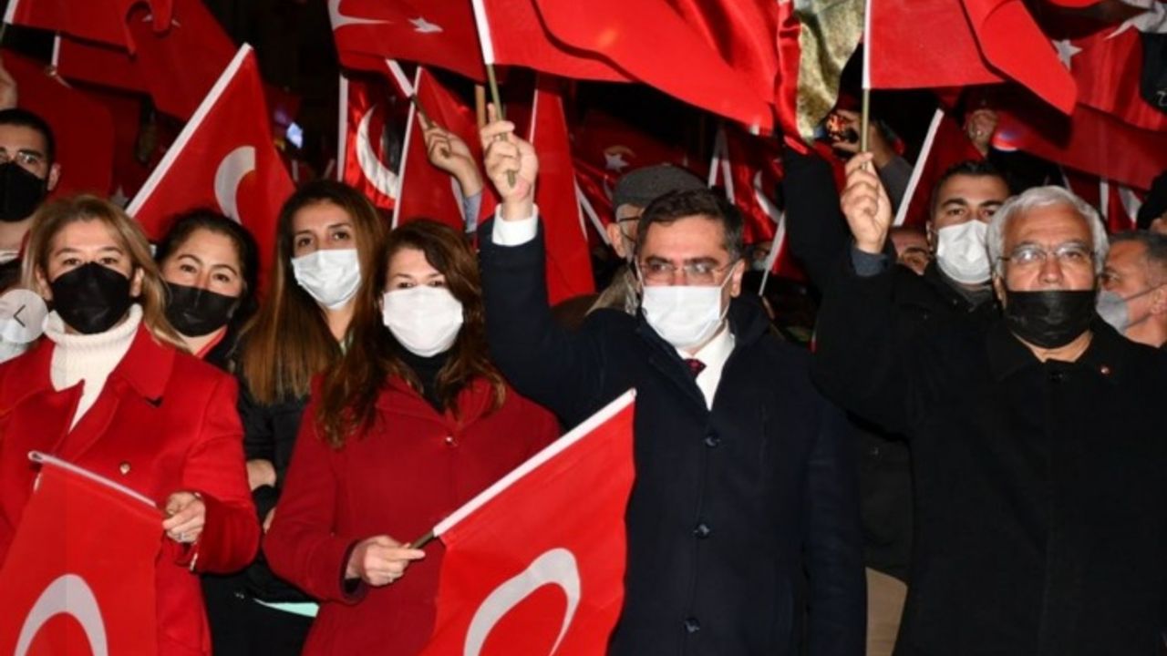 YATAĞAN'DA ATA'YA SAYGI YÜRÜYÜŞÜ GERÇEKLEŞTİRİLDİ
