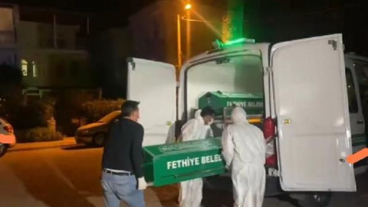 Fethiye'de 26 Yaşındaki Genç, Ev Arkadaşını Başına Çekiçle Vurarak Öldürdü
