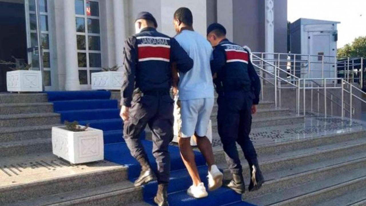 Fethiye'de Yabancı Uyruklu Göçmen Kaçakçısı Tutuklandı