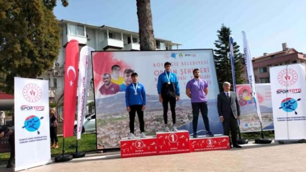 Köyceğiz'de Yapılan Kano Yarışlarında Bahar Kupası Sahiplerini Buldu