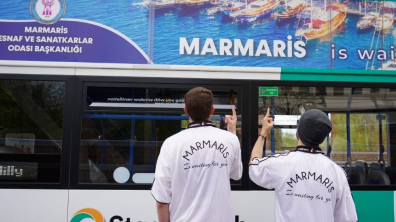 Marmaris Esnaf ve Sanatkârlar Odası, İngiltere'deki Otobüslere Reklam Verdi