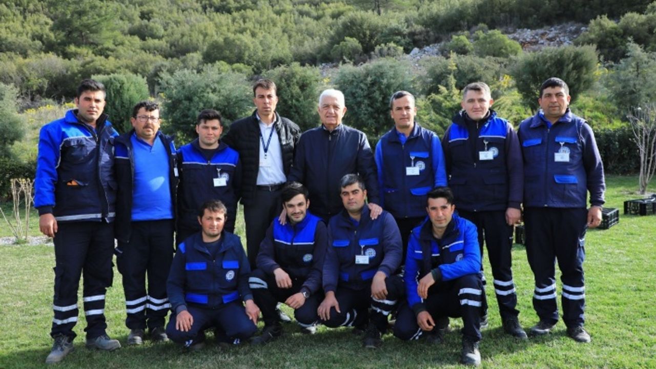 Muğla Büyükşehir Belediye Başkanı Osman Gürün 1 Mayıs İşçi Bayramı’nı Kutladı