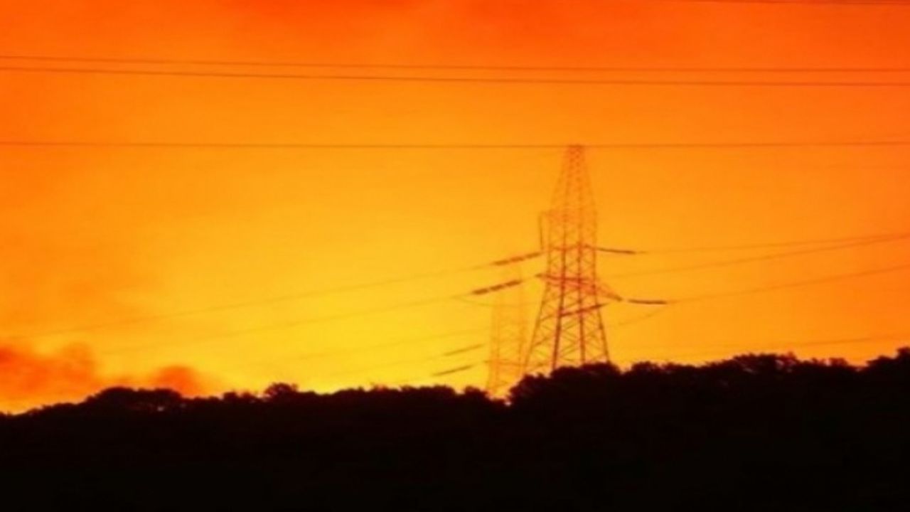 Muğla'da Elektrik İletim Hatlarının Yeraltına Alınması İçin Dilekçe Kampanyası