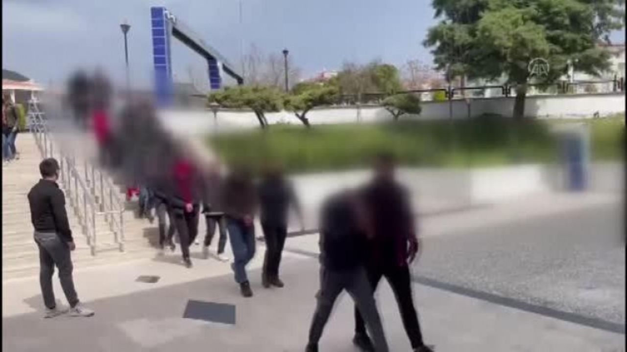 Muğla ve Aydın'daki Uyuşturucu Operasyonunda Yakalanan 11 Kişi Adliyeye Sevk Edildi