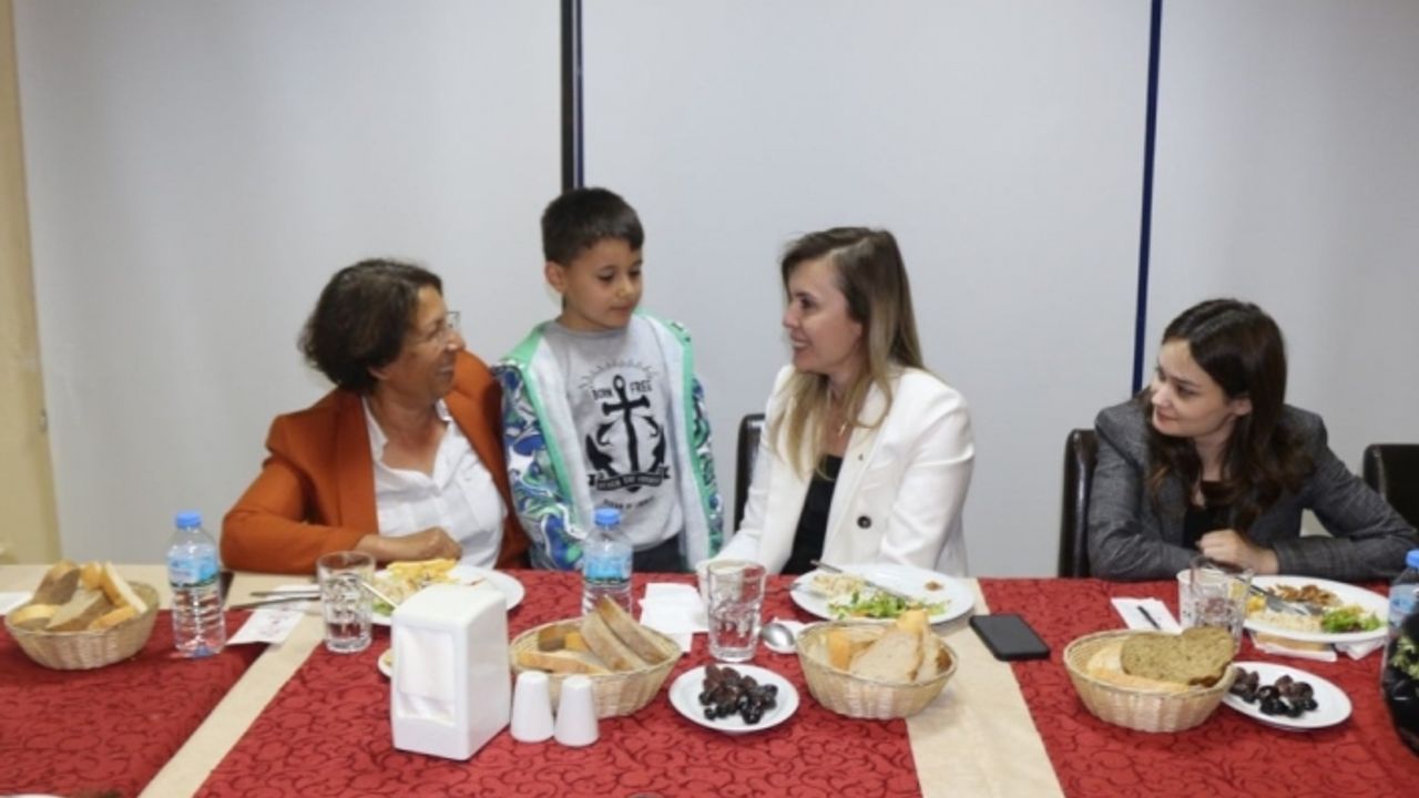 Ortaca Kaymakamı Uçar, Öksüz ve Yetim Çocuklar ile Buluştu