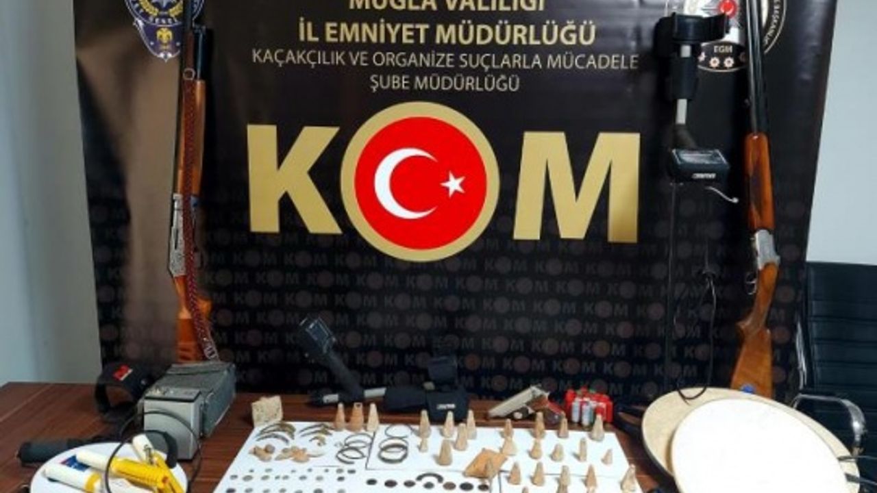 Yatağan'da Tarihi Eser Kaçakçılarına Operasyon, 2 Kişi Gözaltına Alındı