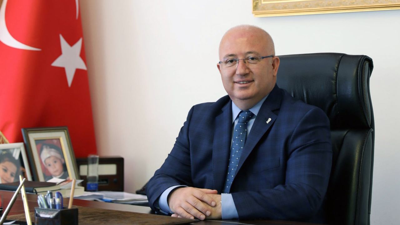 Menteşe Belediye Başkanı Gümüş'ten 3 Aralık Mesajı