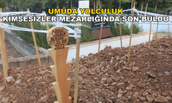 Yunanistan'ın Geri İtmesi Sonucu Hayatını Kaybeden 6 Düzensiz Göçmen Kimsesizler Mezarlığına Defnedildi