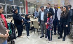 VALİ TAVLI, DEPREMZEDELERLE İFTAR YAPTI