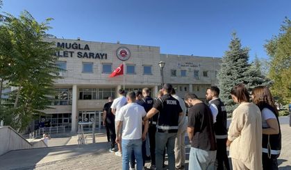 Muğla'da 30 milyon TL'lik motosiklet dolandırıcılığı! 10 şüpheli adliyede