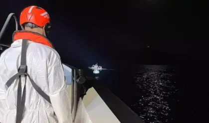 Milas’ta tekne alabora oldu: 2 çocuk aranıyor