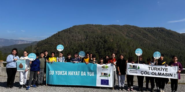 DÜNYA SU GÜNÜ'NDE MARMARİS'Lİ ÖĞRENCİLERDEN ANLAMLI ETKİNLİK