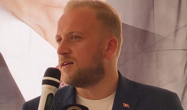 MHP Muğla İl Başkanı Demirel'den Anahtar Parti il Başkanına: ''Rozet koleksiyoncusunun gereksiz elemanı''