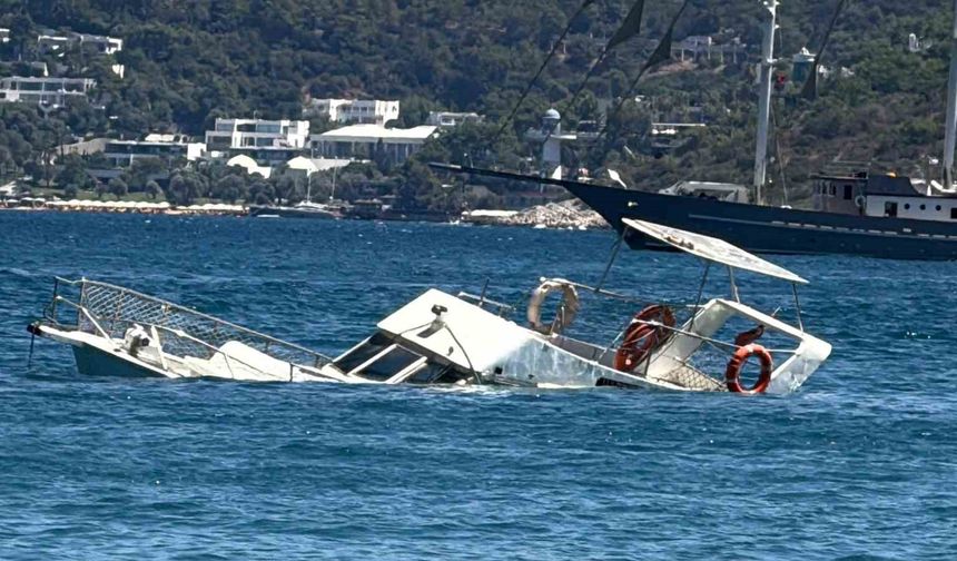 Bodrum Torba Koyu’nda ahşap tekne battı!