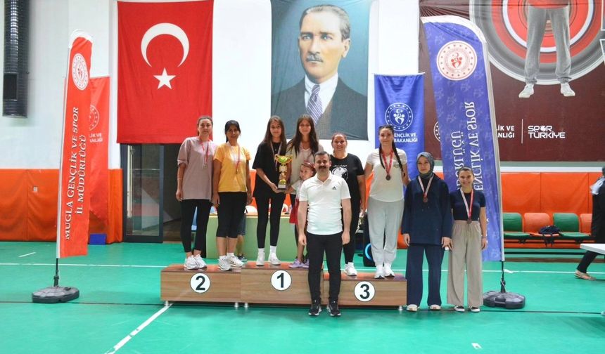 Köyceğiz Zafer Kupası Floor Curling Turnuvası sona erdi!